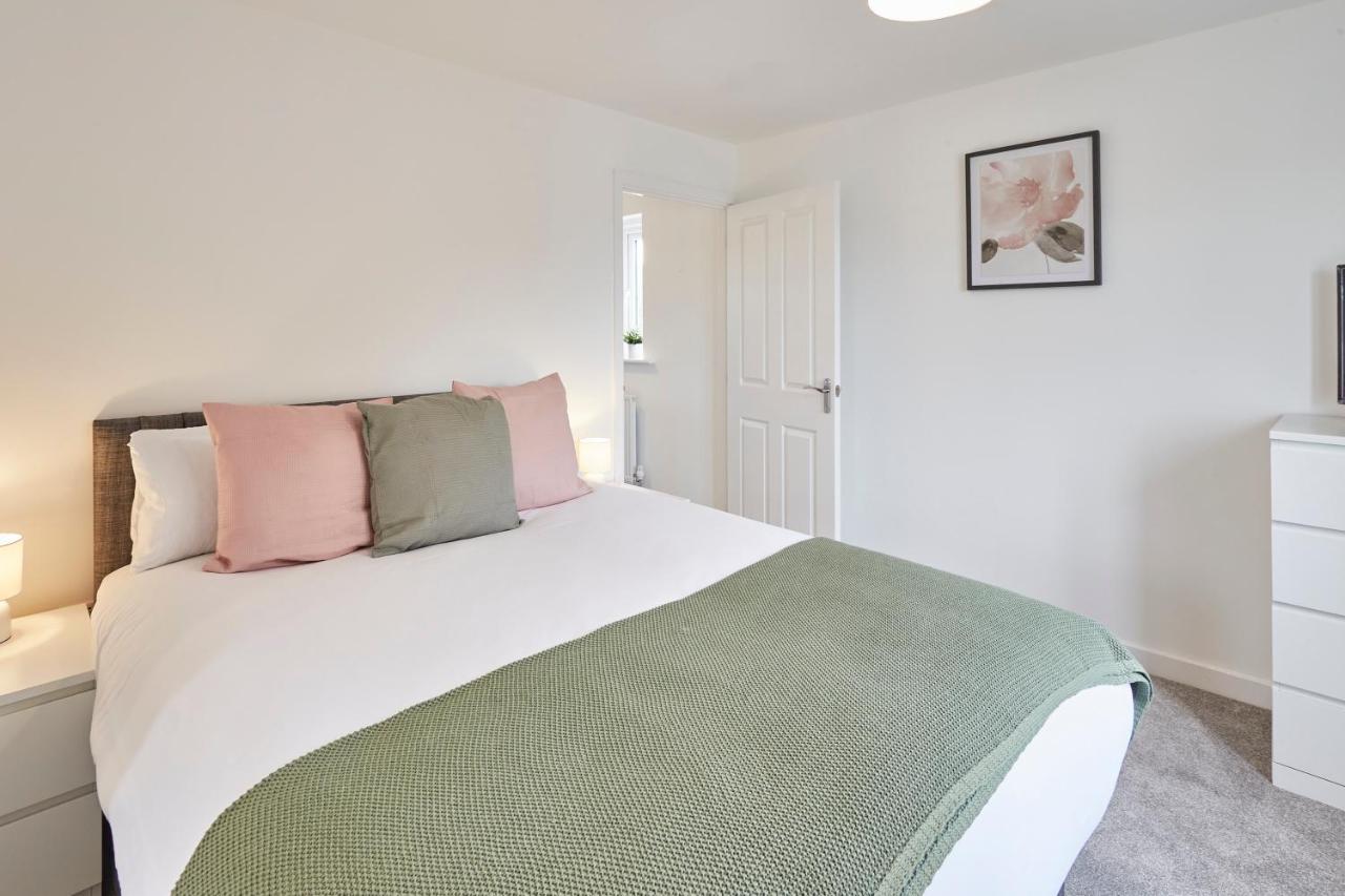 Host & Stay - Cayton Bay Cottage Exterior photo