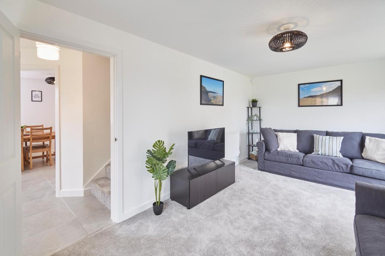 Host & Stay - Cayton Bay Cottage Exterior photo