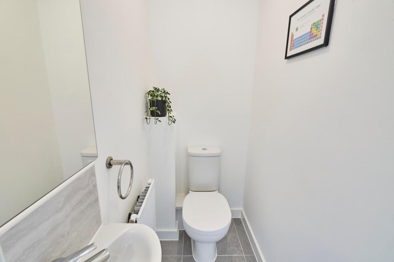 Host & Stay - Cayton Bay Cottage Exterior photo